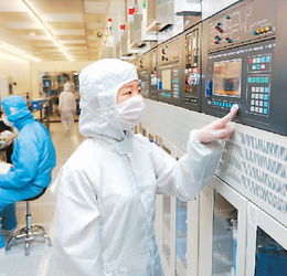 技術遭卡脖，產品常背鍋 國產手機打響攻芯戰